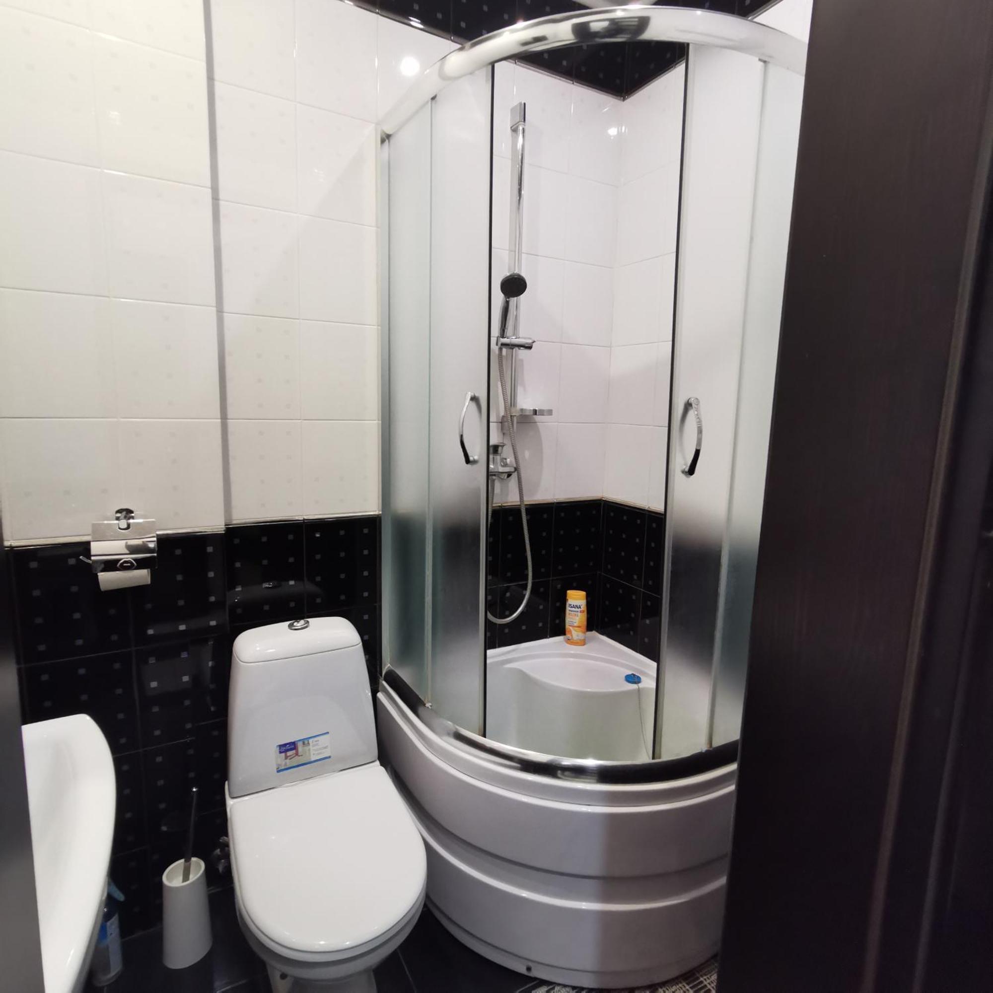 Big Apartment In Rivne Center 외부 사진