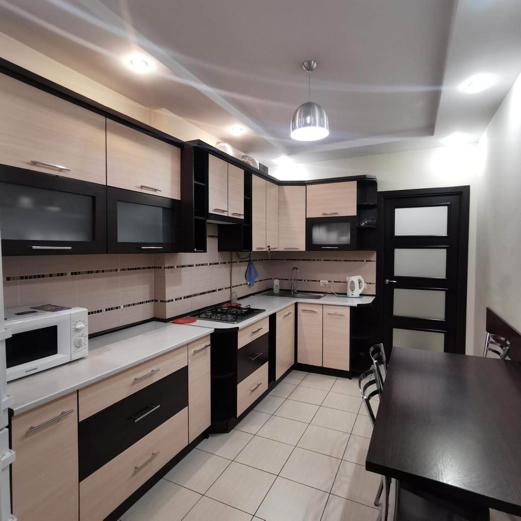 Big Apartment In Rivne Center 외부 사진
